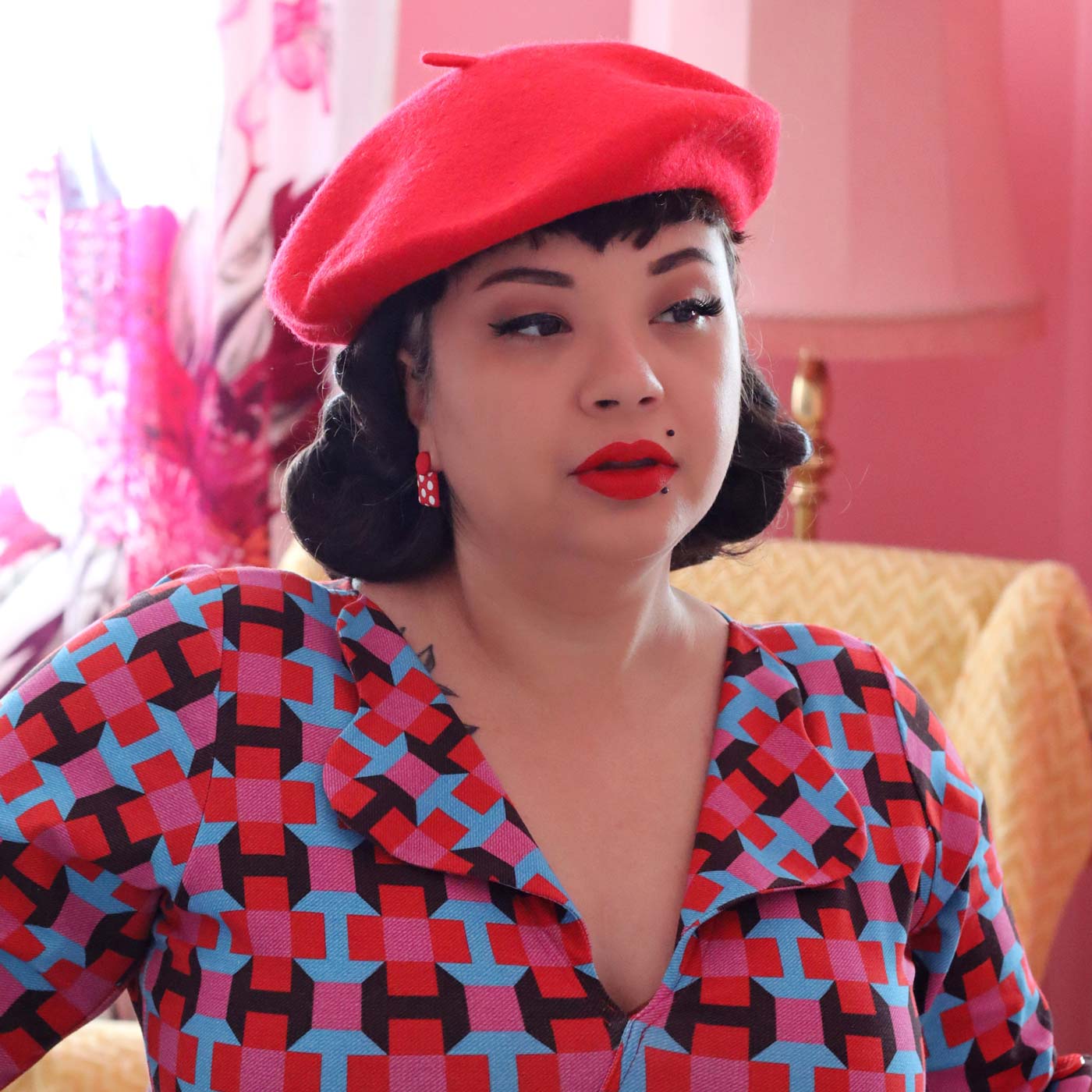 Apple Red Baret